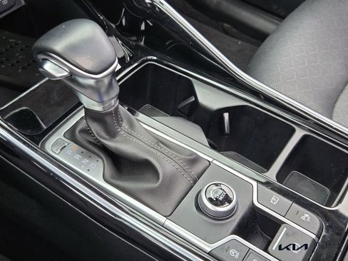 Certified 2022 Kia Sorento SX FWD image 27