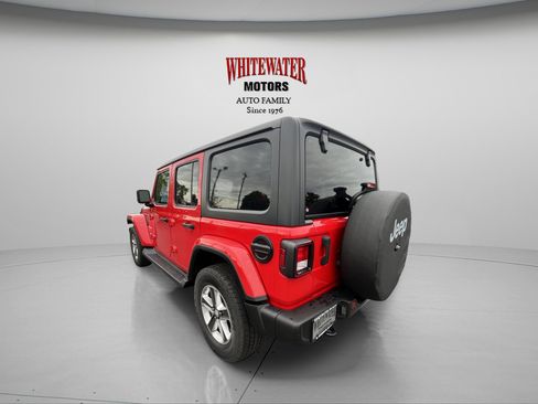 Used 2021 Jeep Wrangler Unlimited Sahara AWD/4WD image 3