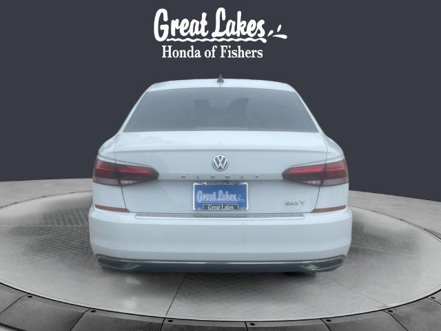 Used 2021 Volkswagen Passat 2.0T SE FWD image 4