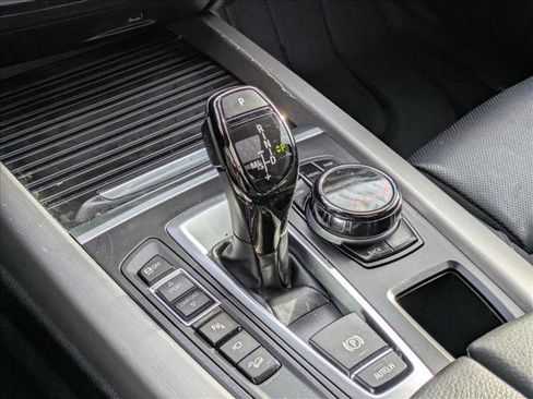 Used 2018 BMW X5 xDrive50i image 12