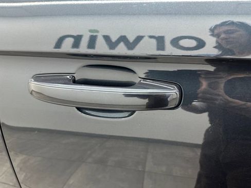 New 2025 Ford Expedition Active image 8