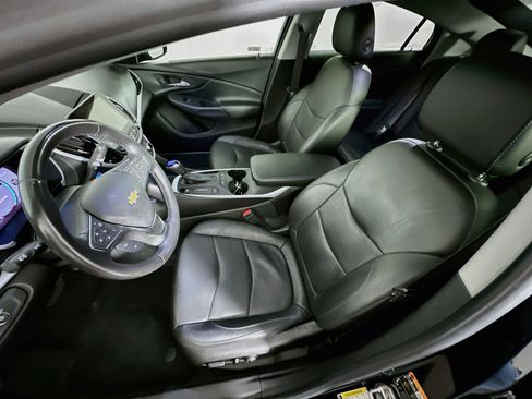 Used 2019 Chevrolet Volt LT w/ Power Convenience Package FWD image 13