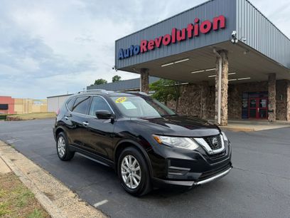Used 2018 Nissan Rogue SV w/ Premium Package
