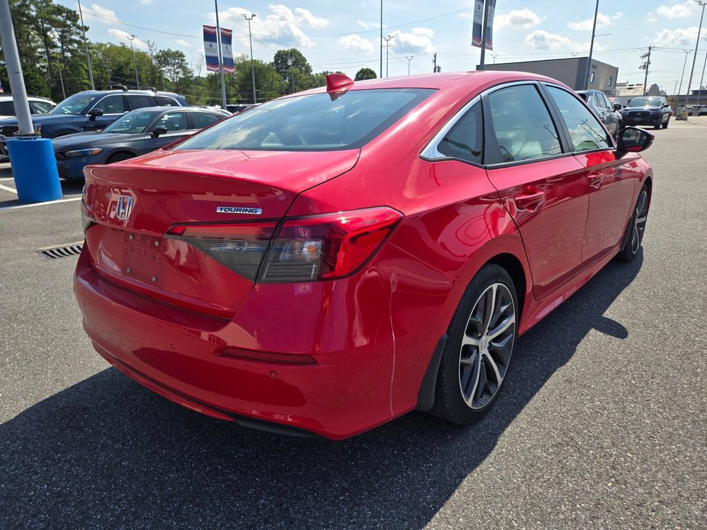 Used 2024 Honda Civic Touring image 5