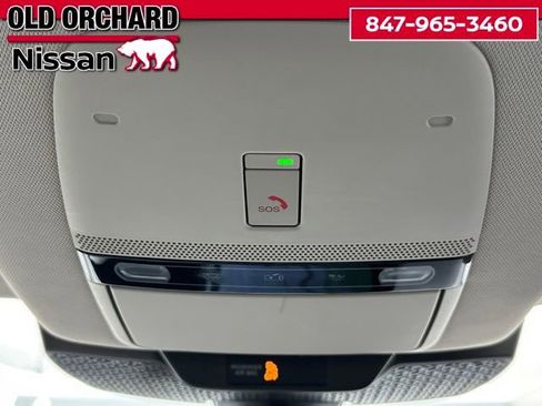 Used 2023 Nissan Ariya AWD image 17