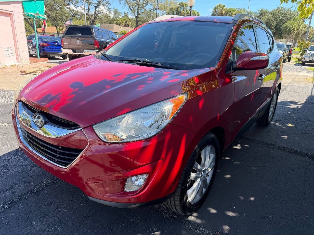 Used 2013 Hyundai Tucson Limited FWD image 3