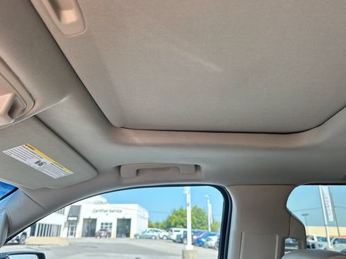 Used 2020 Cadillac Escalade ESV Premium Luxury RWD image 18