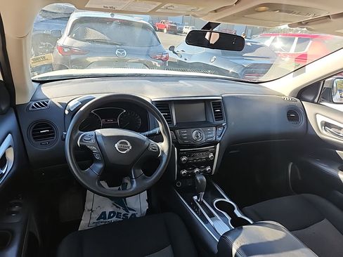 Used 2018 Nissan Pathfinder S image 13
