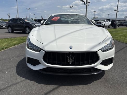 Certified 2022 Maserati Ghibli Modena Q4 image 2