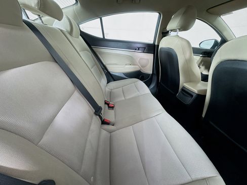 Used 2018 Hyundai Elantra SEL image 25