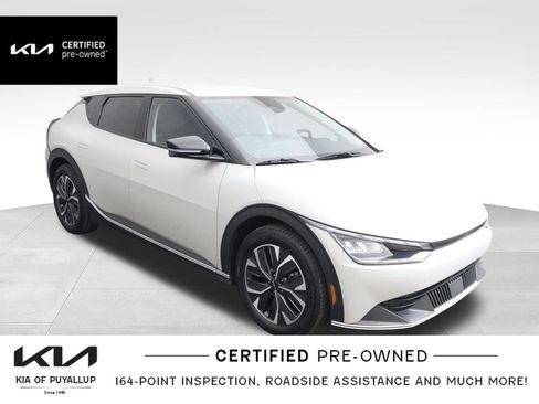 Certified 2024 Kia EV6 Light AWD/4WD image 4