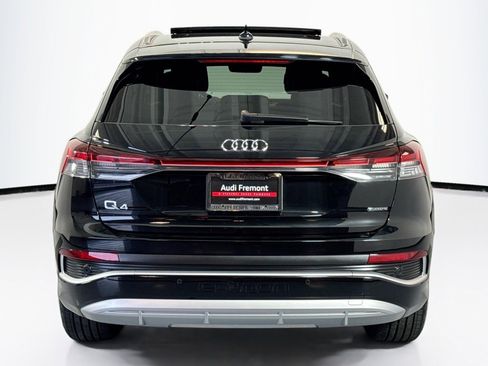 Used 2025 Audi Q4 e-tron Premium w/ Convenience Package image 6