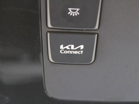 Certified 2023 Kia Carnival SX image 70