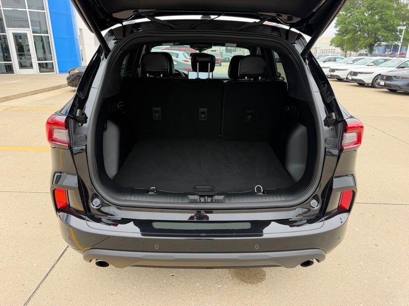 Used 2023 Ford Escape ST-Line Select w/ Tech Pack #2 AWD/4WD image 4