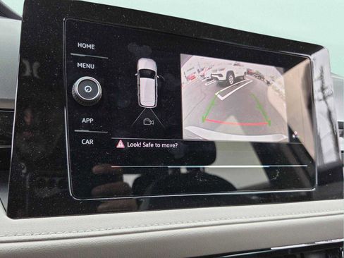 Used 2025 Volkswagen Taos S FWD image 44