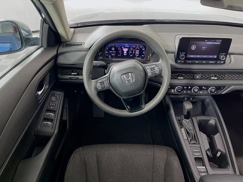 Used 2023 Honda Accord EX image 23