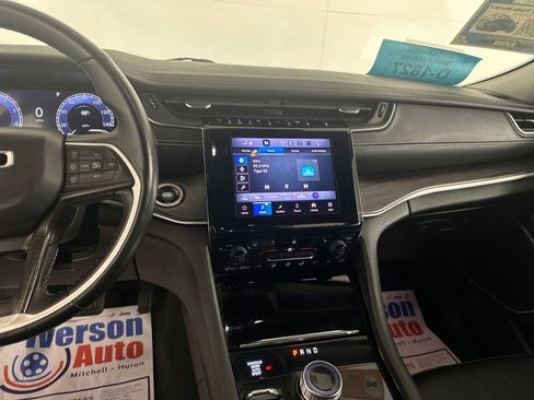 Used 2022 Jeep Grand Cherokee L Limited image 32