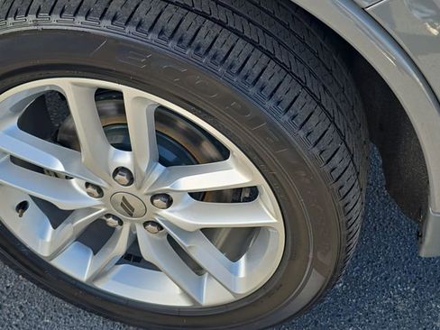 Used 2024 Dodge Durango GT image 13