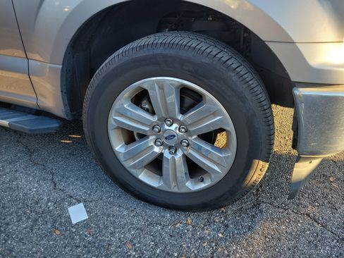 Used 2020 Ford F150 XLT w/ Equipment Group 302A Luxury image 9