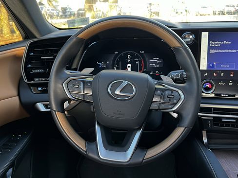 Certified 2025 Lexus RX 350 Premium w/ Accessory Package (K3) image 33