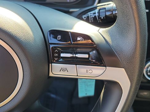 Used 2023 Hyundai Santa Cruz SE image 22