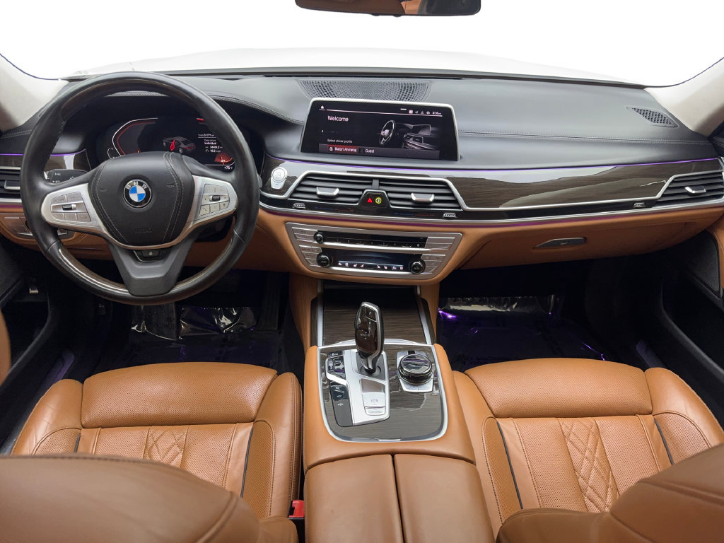 Used 2021 BMW 750i xDrive w/ Executive Package AWD/4WD image 54