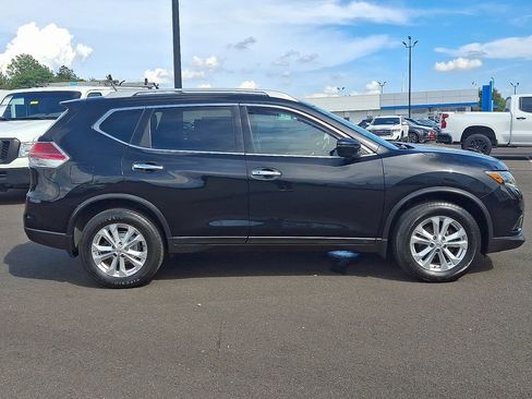 Used 2016 Nissan Rogue SV image 7