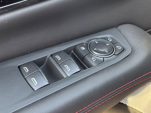 New 2026 GMC Yukon AT4 Ultimate w/ LPO, Floor Liner Package image 29