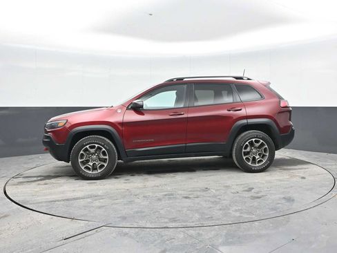 Used 2021 Jeep Cherokee Trailhawk w/ Sun, Sound & Nav Group AWD/4WD image 3