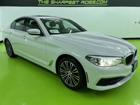 Used 2020 BMW 530i w/ Convenience Package RWD image 2