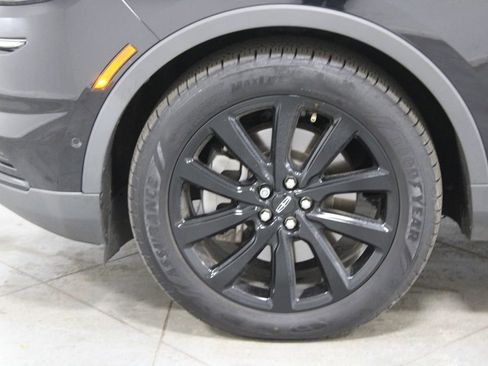 Used 2021 Lincoln Nautilus Reserve w/ Equipment Group 201A image 19