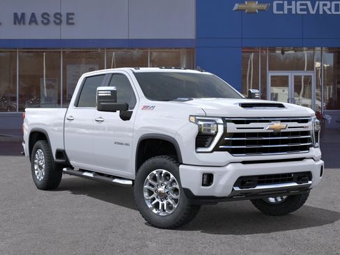 New 2026 Chevrolet Silverado 2500 LT w/ Z71 Chrome Sport Edition AWD/4WD image 7