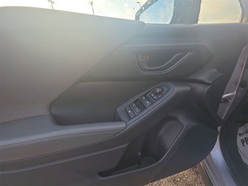 Certified 2024 Subaru Crosstrek 2.0i Premium image 11