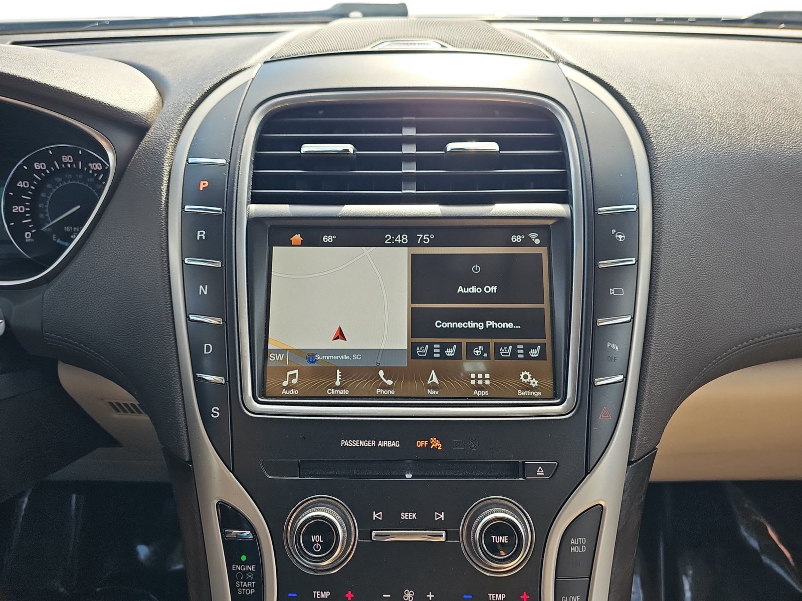 Used 2017 Lincoln MKX Reserve AWD/4WD image 17