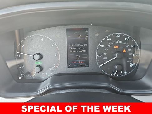 Used 2024 Toyota Corolla SE w/ Convenience Package image 18