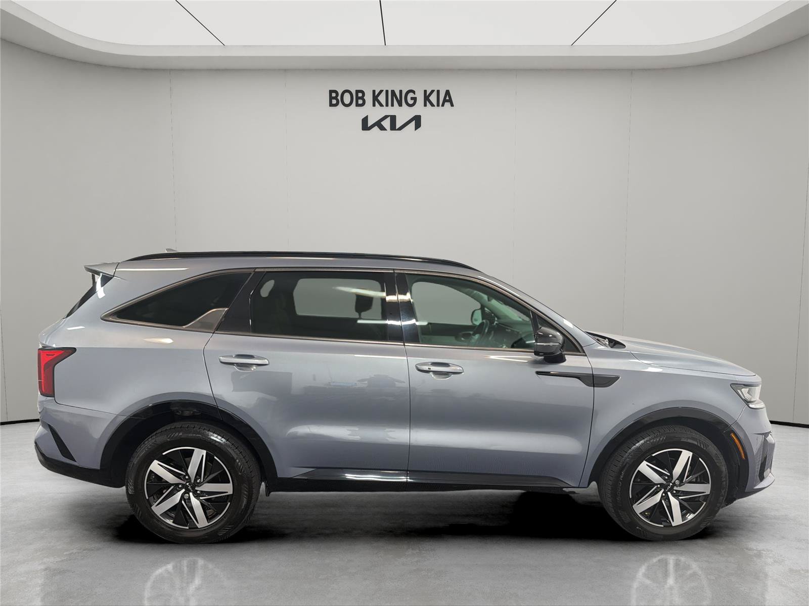 Used 2022 Kia Sorento S FWD image 6