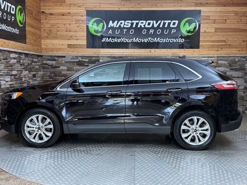 Used 2023 Ford Edge Titanium AWD/4WD image 5