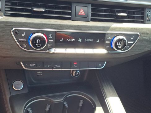 Used 2019 Audi A4 2.0T Prestige w/ Prestige Package AWD/4WD image 31