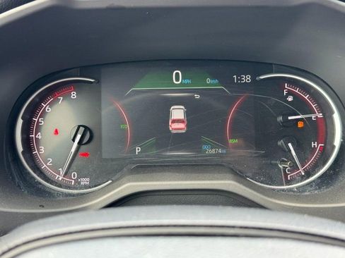 Used 2025 Toyota RAV4 XLE AWD/4WD image 25