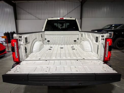 Used 2024 Ford F350 King Ranch AWD/4WD image 28