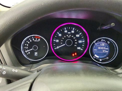 Used 2021 Honda HR-V LX image 14