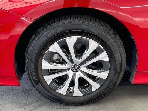 Used 2020 Toyota Prius Prime LE FWD image 8