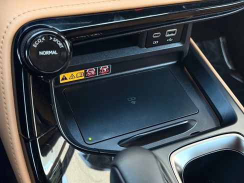 Certified 2025 Lexus NX 450h+ Luxury image 27