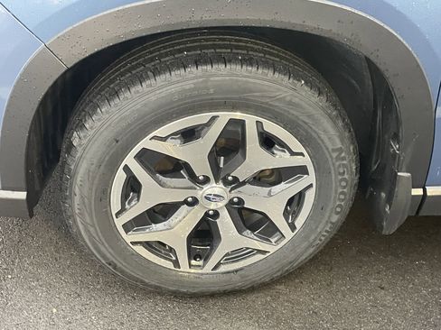 Certified 2022 Subaru Forester Premium w/ Popular Package #1 image 9