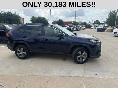 Used 2025 Toyota RAV4 XLE FWD image 2