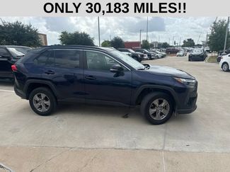 Used 2025 Toyota RAV4 XLE FWD video 2