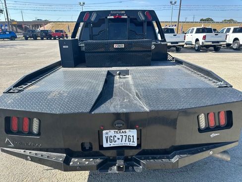 Used 2024 Ford F350 Lariat w/ Lariat Ultimate Package AWD/4WD image 7