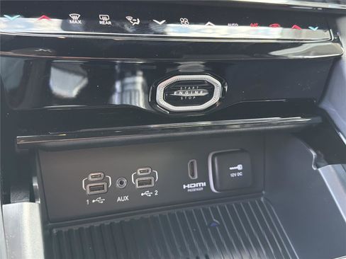 New 2026 Jeep Grand Cherokee Summit image 30