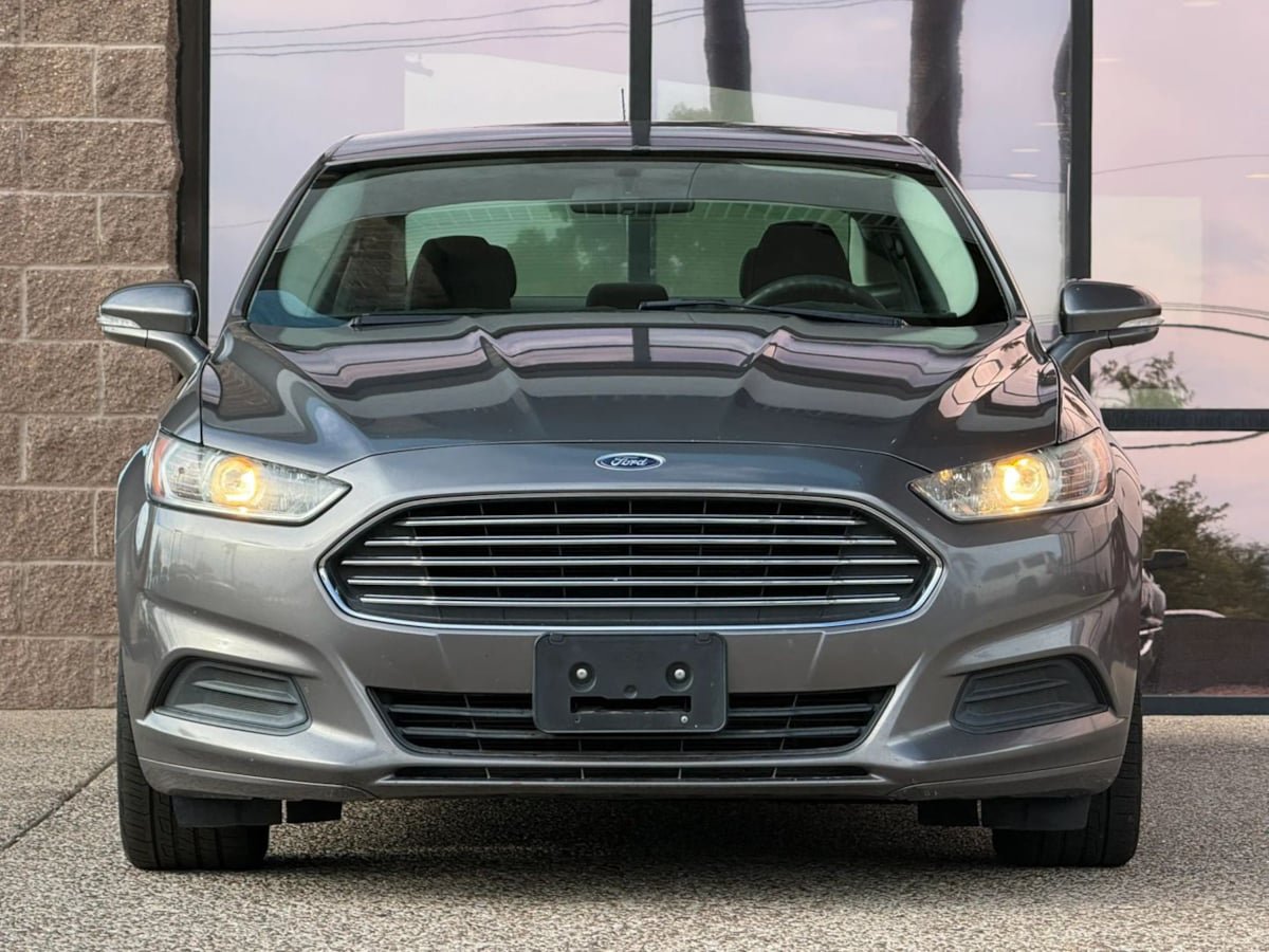 Used 2014 Ford Fusion SE FWD image 20