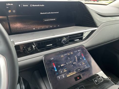 Used 2025 INFINITI QX80 Sensory AWD/4WD image 20
